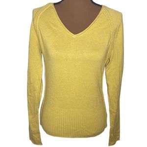 Cabi v-neck braided trim roll edge rib hem cotton angora sweater in citron sz S